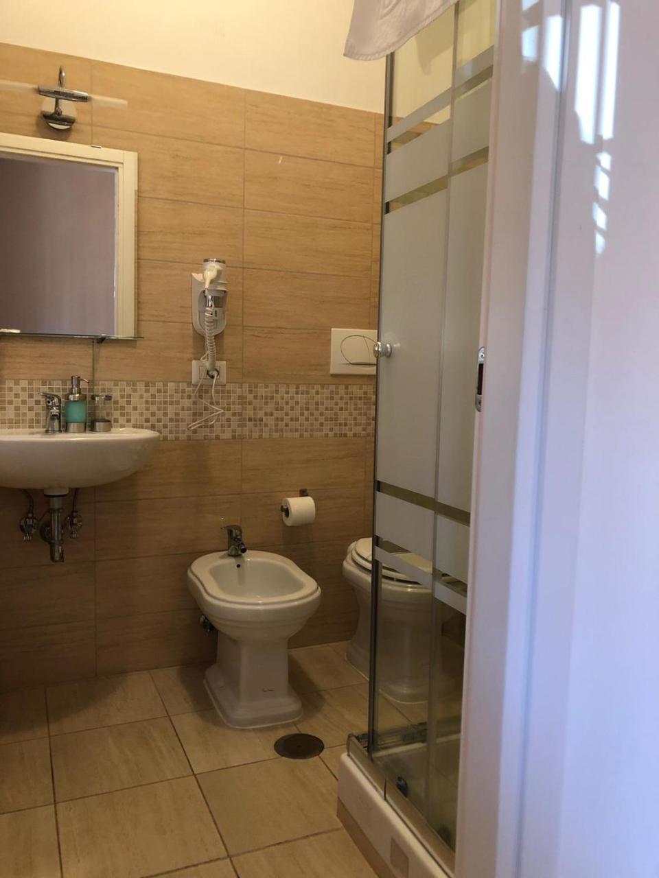 Vmh Vatican Modern House Рим Экстерьер фото